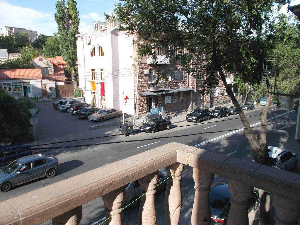 Manand Hotel Yerevan Exterior foto